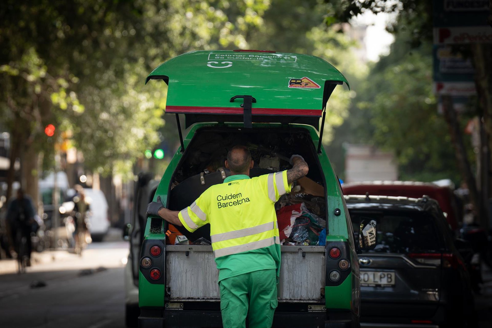 Podemos propone prohibir por ley trabajar al aire libre si la Aemet emite una alerta roja o naranja por calor