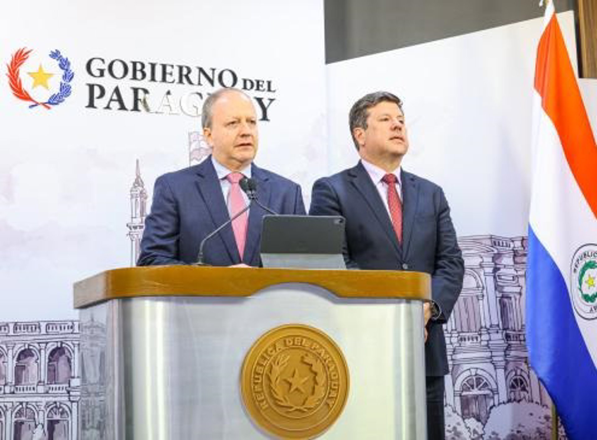 El Gobierno de Paraguay presentará al Congreso un paquete de leyes económicas para atraer inversiones