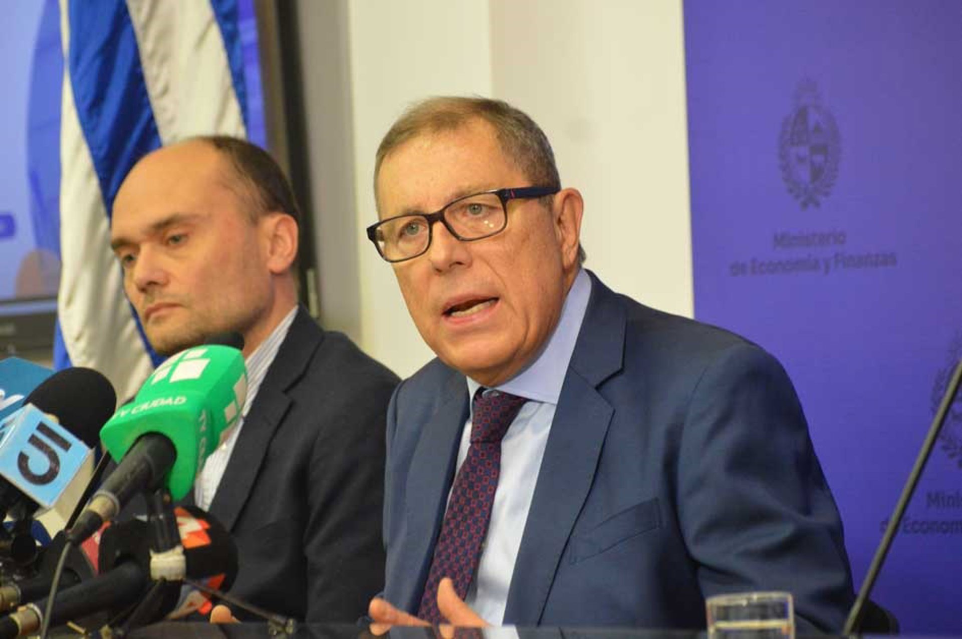 El Gobierno de Uruguay impulsa una batería de medidas para reducir en 17 millones los costes del comercio