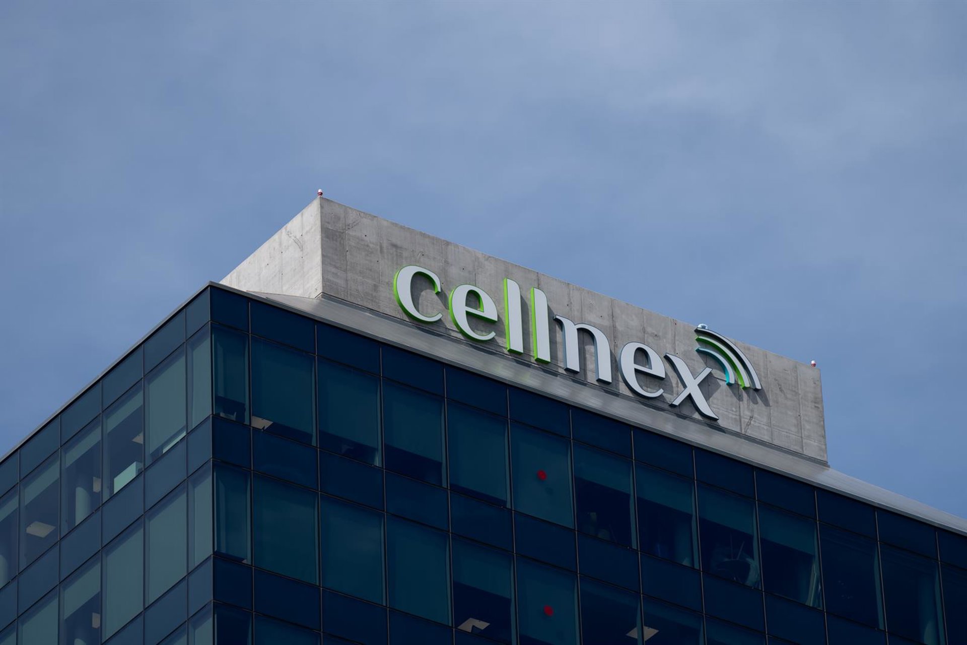 Cellnex amplía y refinancia su línea de crédito sindicado hasta 2.800 millones de euros