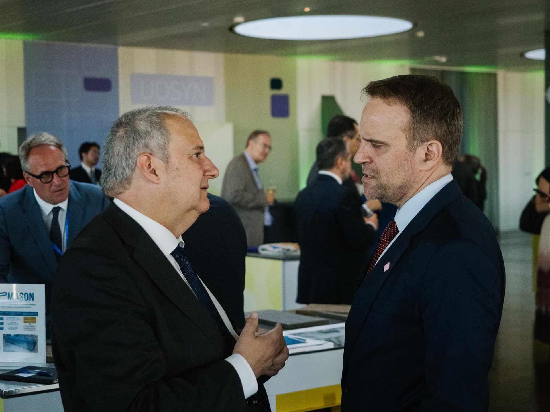 España, junto a otros Estados, impulsa la petición de medidas para la industria electrointensiva europea