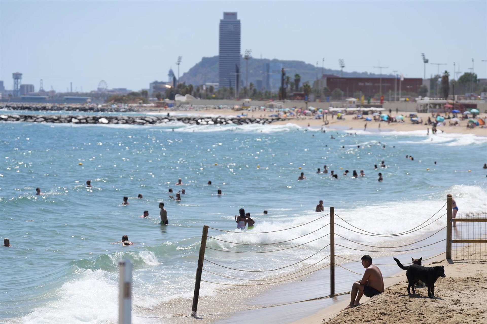 El 84,5% de las viviendas turísticas en la costa ya están reservadas para agosto, según Idealista