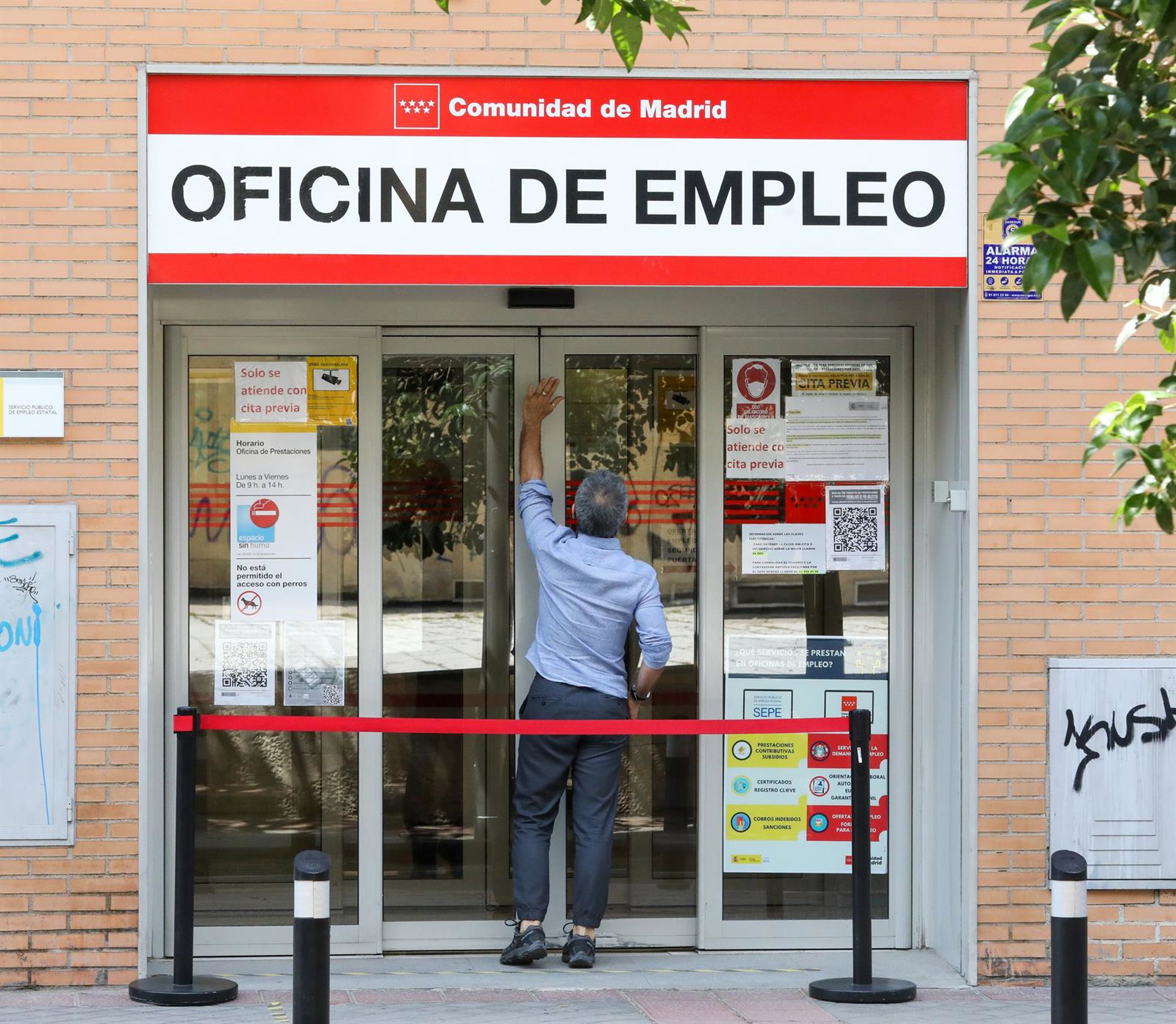La tasa de paro de la eurozona se mantuvo en el 6,2% en junio, mientras la de España fue del 10,4%