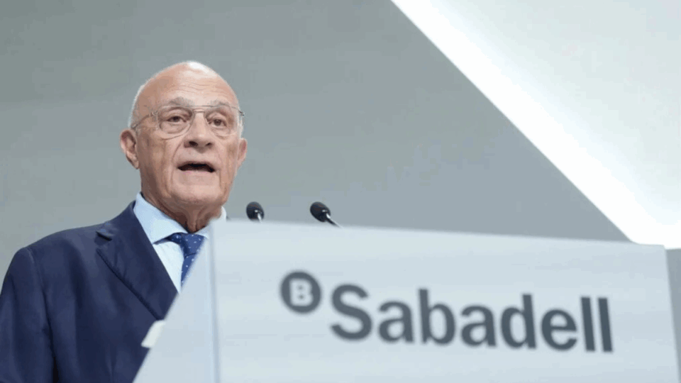 Banco Sabadell activa una línea de 45 millones de euros para los afectados por los incendios