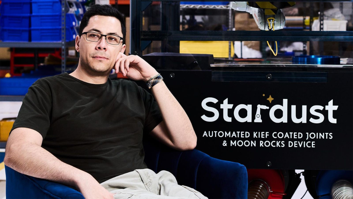 Nohtal Partansky, el exingeniero de la NASA que aplica la robótica al mercado del cannabis