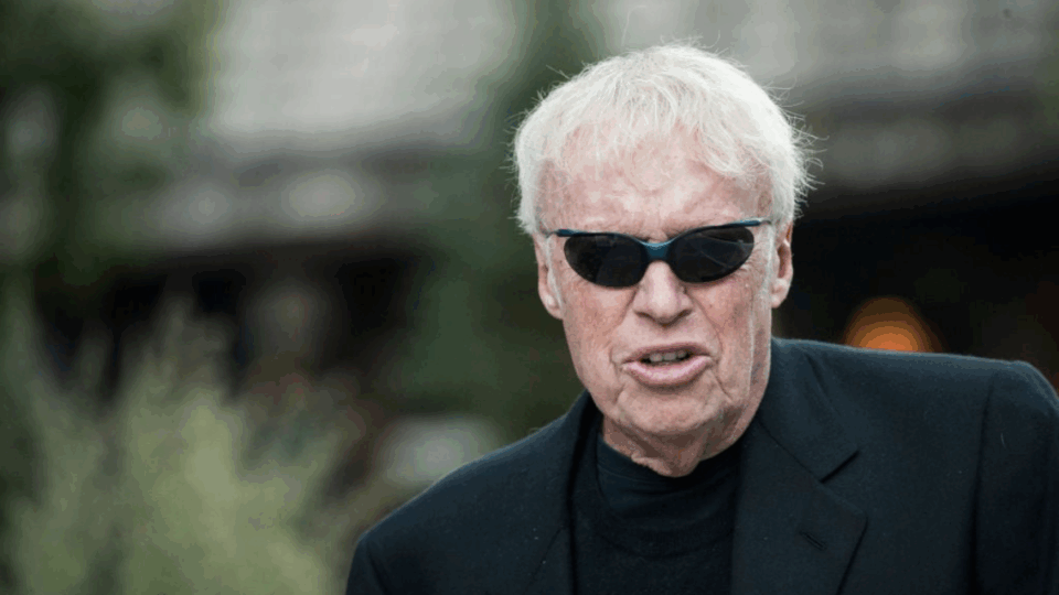 Phil Knight: el hombre detrás de Nike y una donación histórica para la esperanza