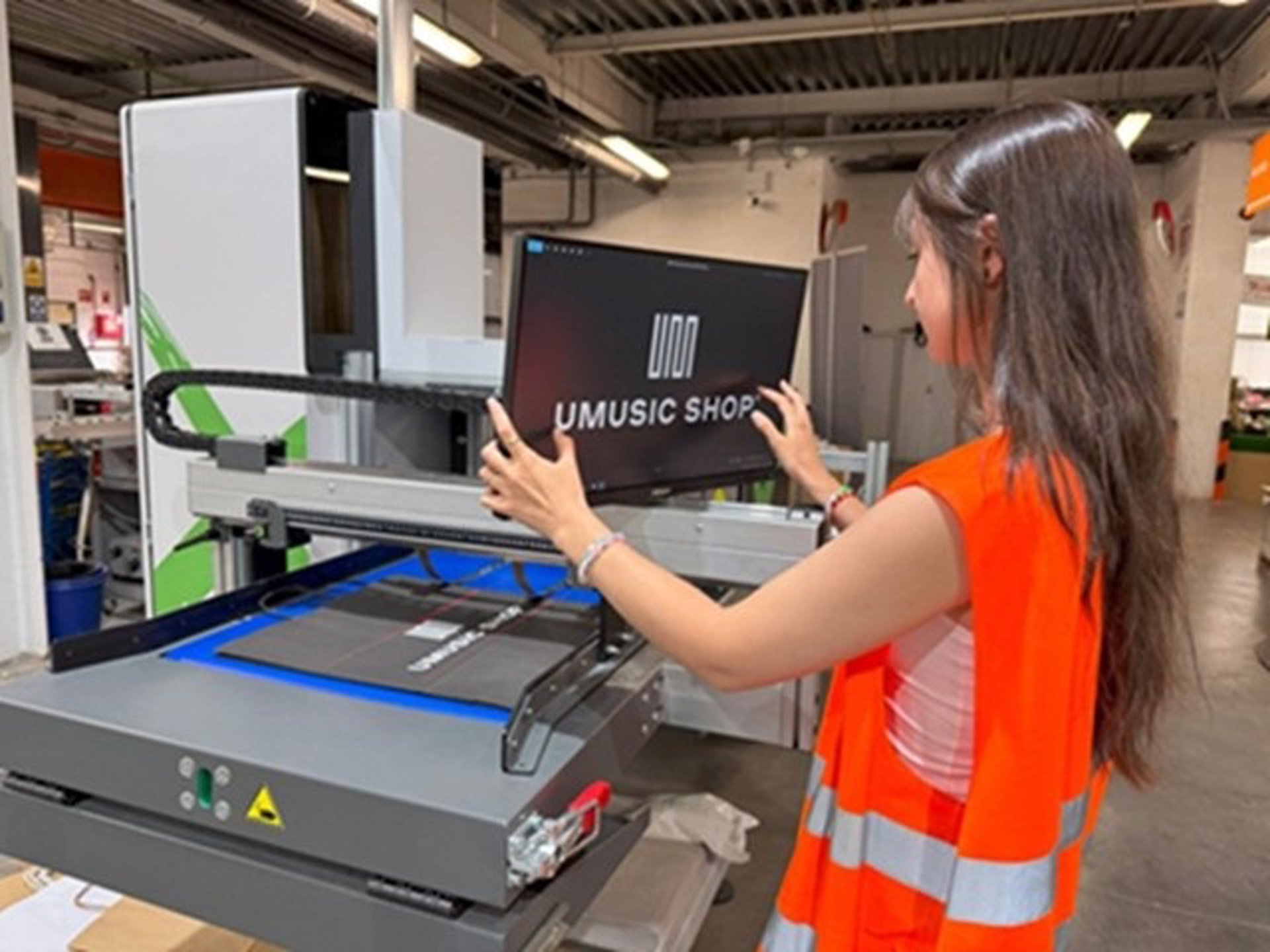 UMusic Shop apuesta por la inclusión laboral junto a Fundación Juan XXIII