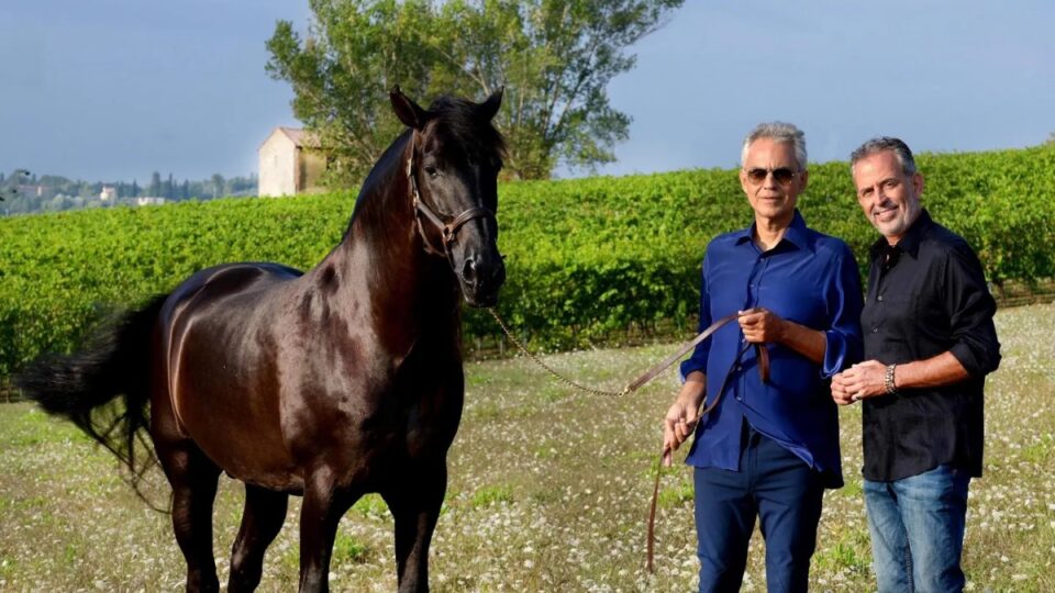 Bienvenidos a «Bocelliland»: así es la bellísima granja familiar de Andrea Bocelli en la Toscana