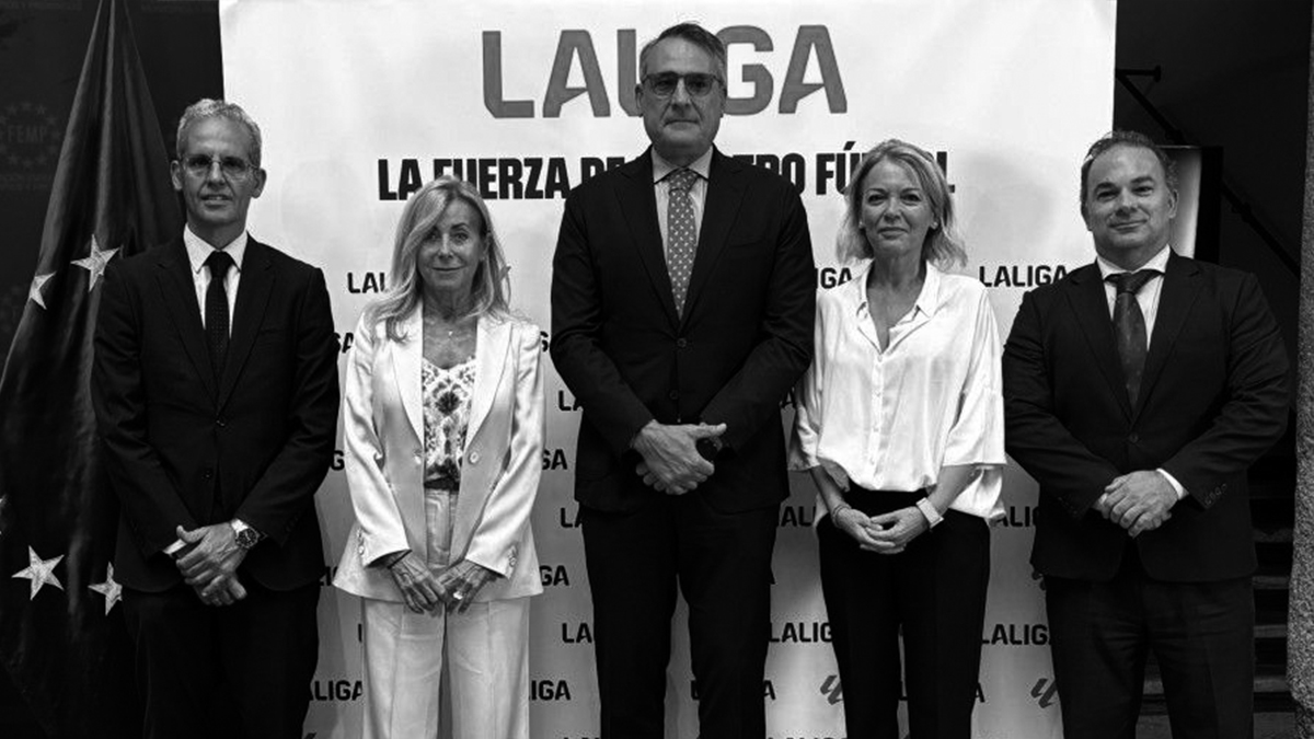La FEMP y LaLiga firman un convenio para combatir el discurso de odio en el deporte