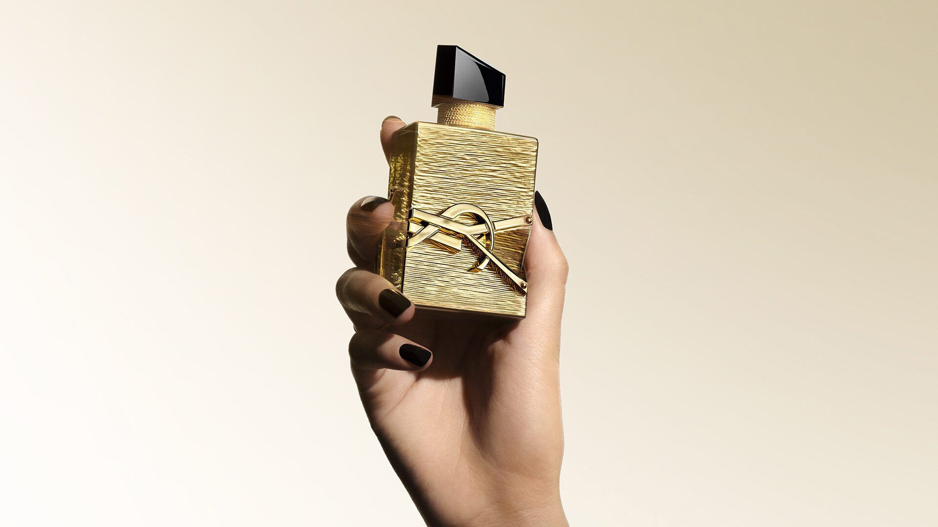 LIBRE Vanille Couture: la nueva joya dorada de Yves Saint Laurent Beauty
