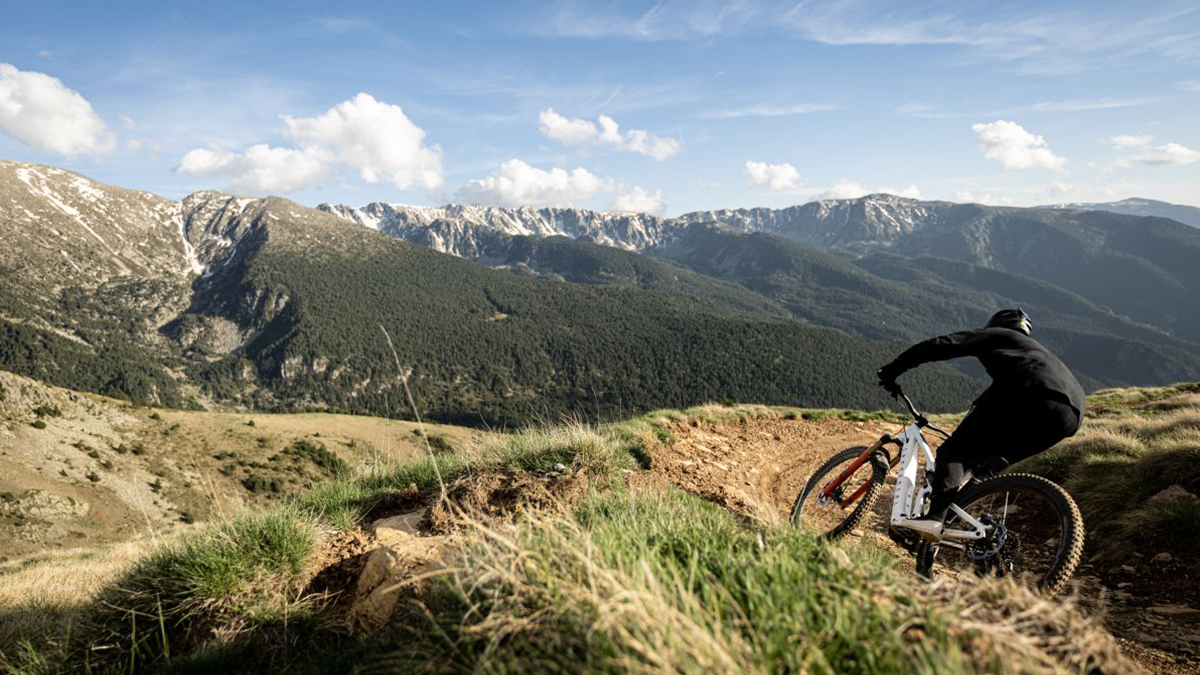 Las estaciones de Andorra consolidan la ocupación veraniega con un ligero crecimiento de visitantes