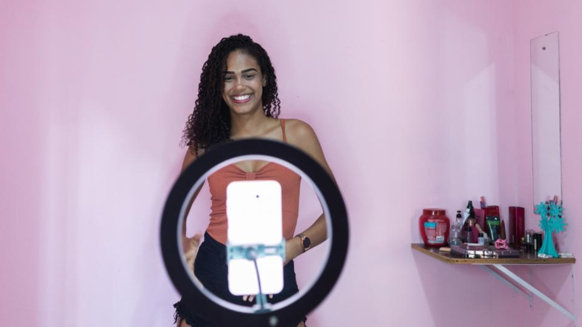 Cómo dominar TikTok LIVE con estos consejos de engagement y crecimiento