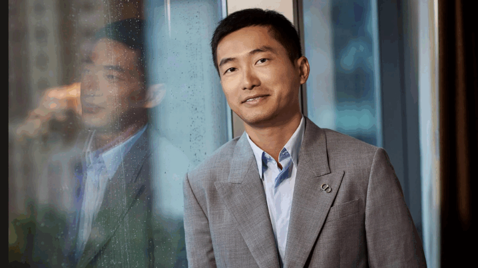 Cómo un dispositivo para tomar notas con IA se ha convertido en una de las startups más rentables del sector