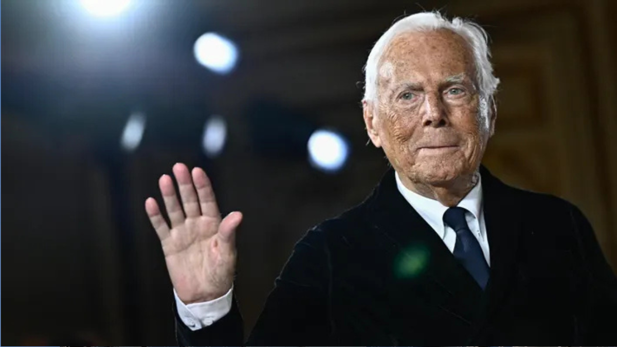 El testamento de Armani obliga a vender parte de la firma a LVMH, L’Oréal o Essilor-Luxottica (o sacarla a bolsa)