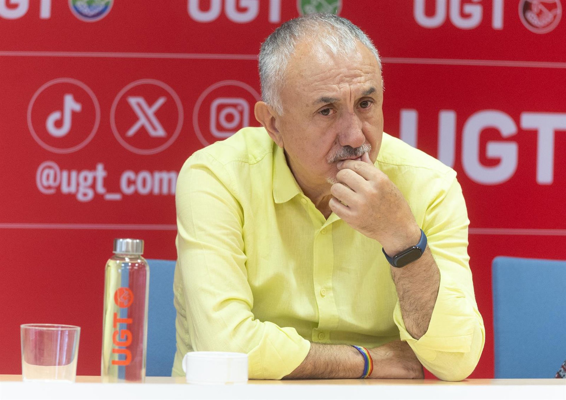 Álvarez (UGT), sobre los recortes de Ryanair: «España es un país que no puede vivir del chantaje permanente»