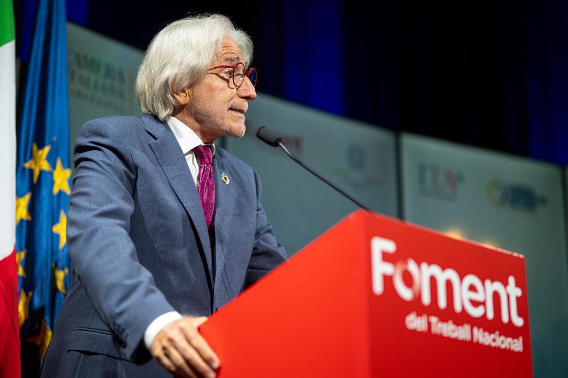 Sánchez Llibre (Foment) ve una «tomadura de pelo» la autorización por la CNMV a la OPA de BBVA al Sabadell