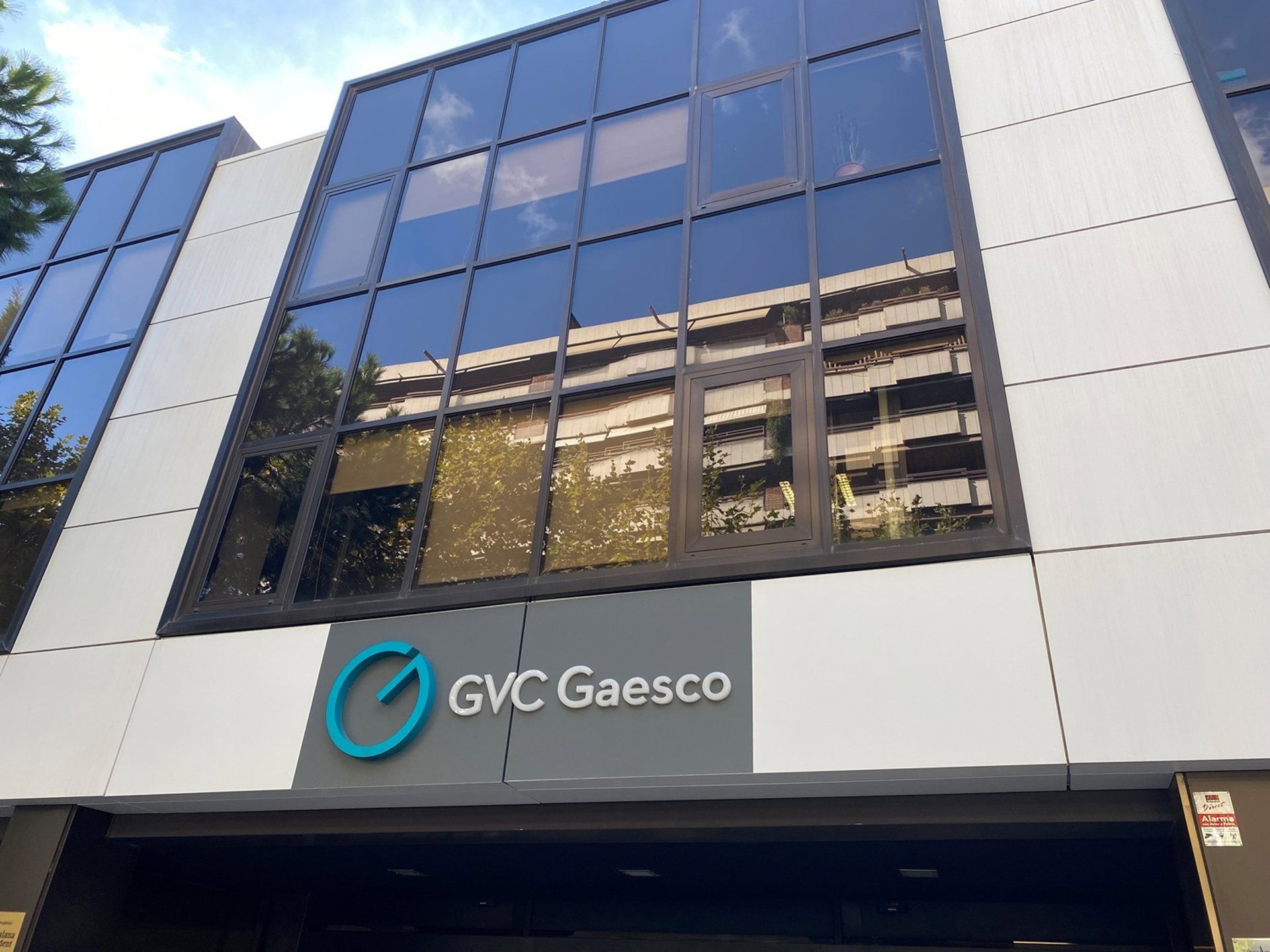 GVC Gaesco cambia Merlín, Sabadell y Repsol por Colonial, BBVA y Endesa
