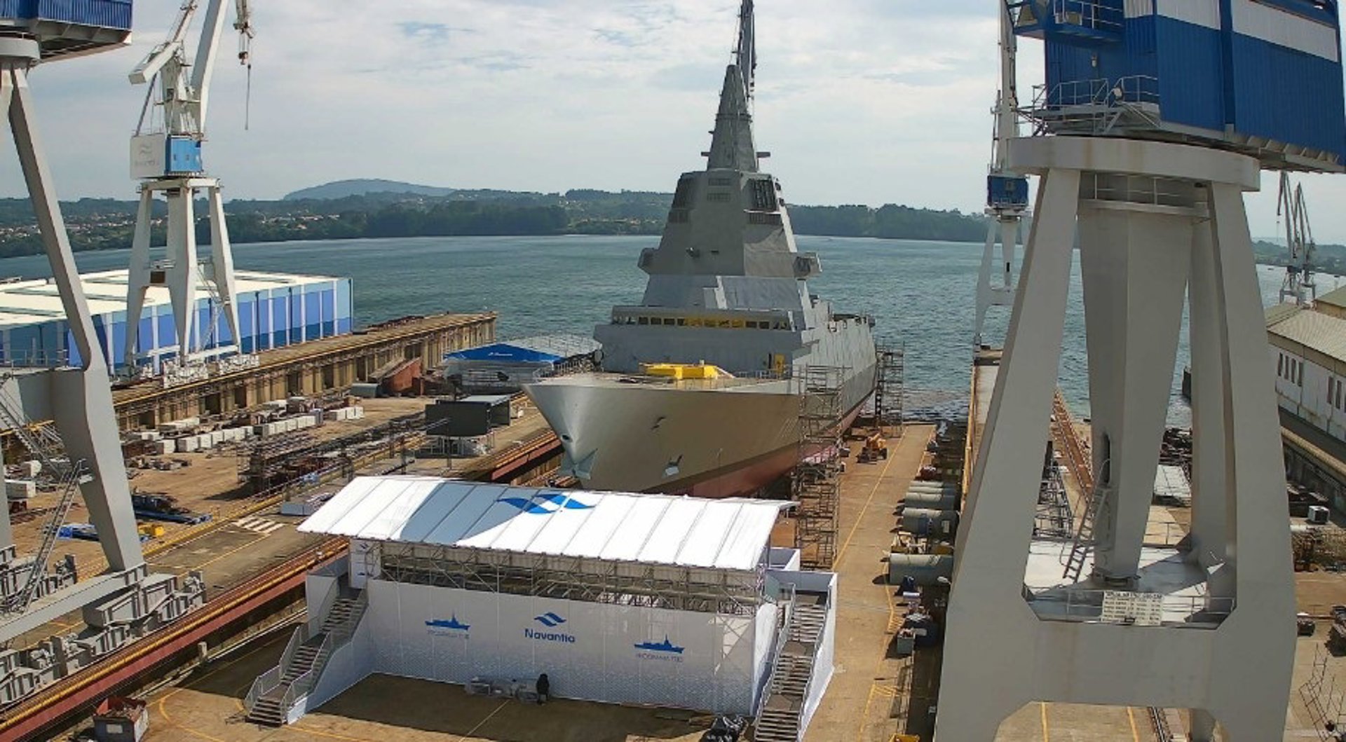 El comité de Navantia Ferrol celebra la botadura de la F-110 pero exige mejoras laborales y de inversión