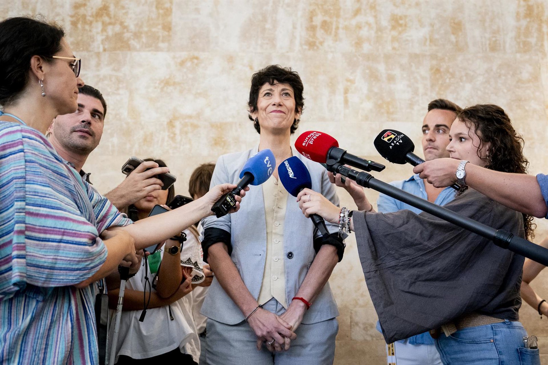 Elma Saiz dice que están «analizando» la sentencia del TJUE sobre la brecha de género en pensiones