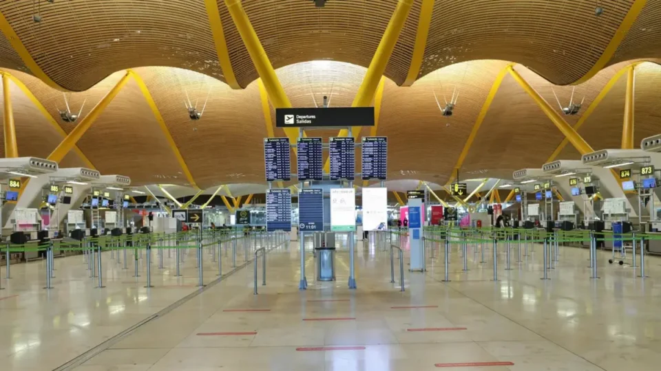 Aena prevé 20 años más de crecimiento en los aeropuertos con la inversión de casi 13.000 millones