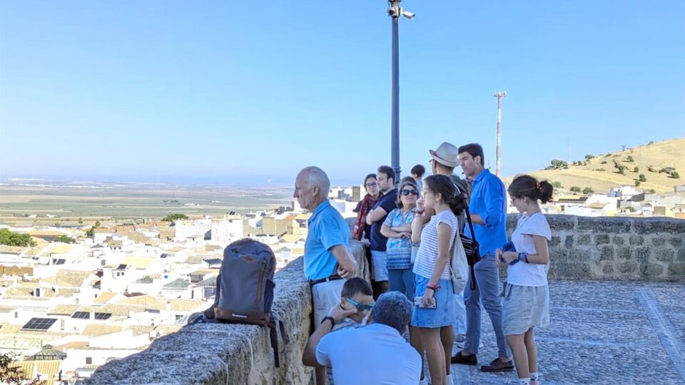 CEAV propone ampliar el número de beneficiarios y los viajes de interior para el Imserso