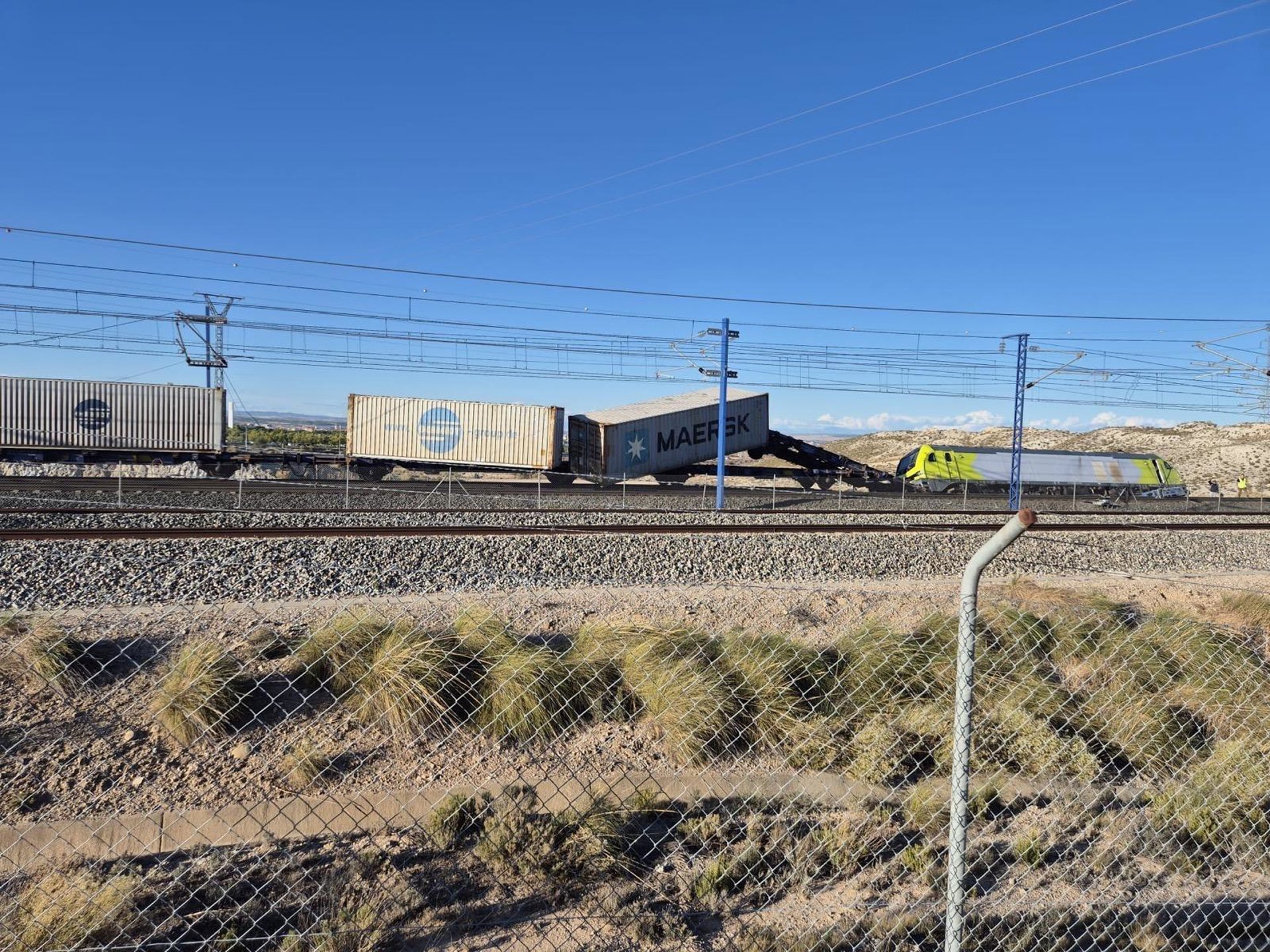 Herido grave un maquinista tras descarrilar un tren de mercancías cerca de Puerto Venecia