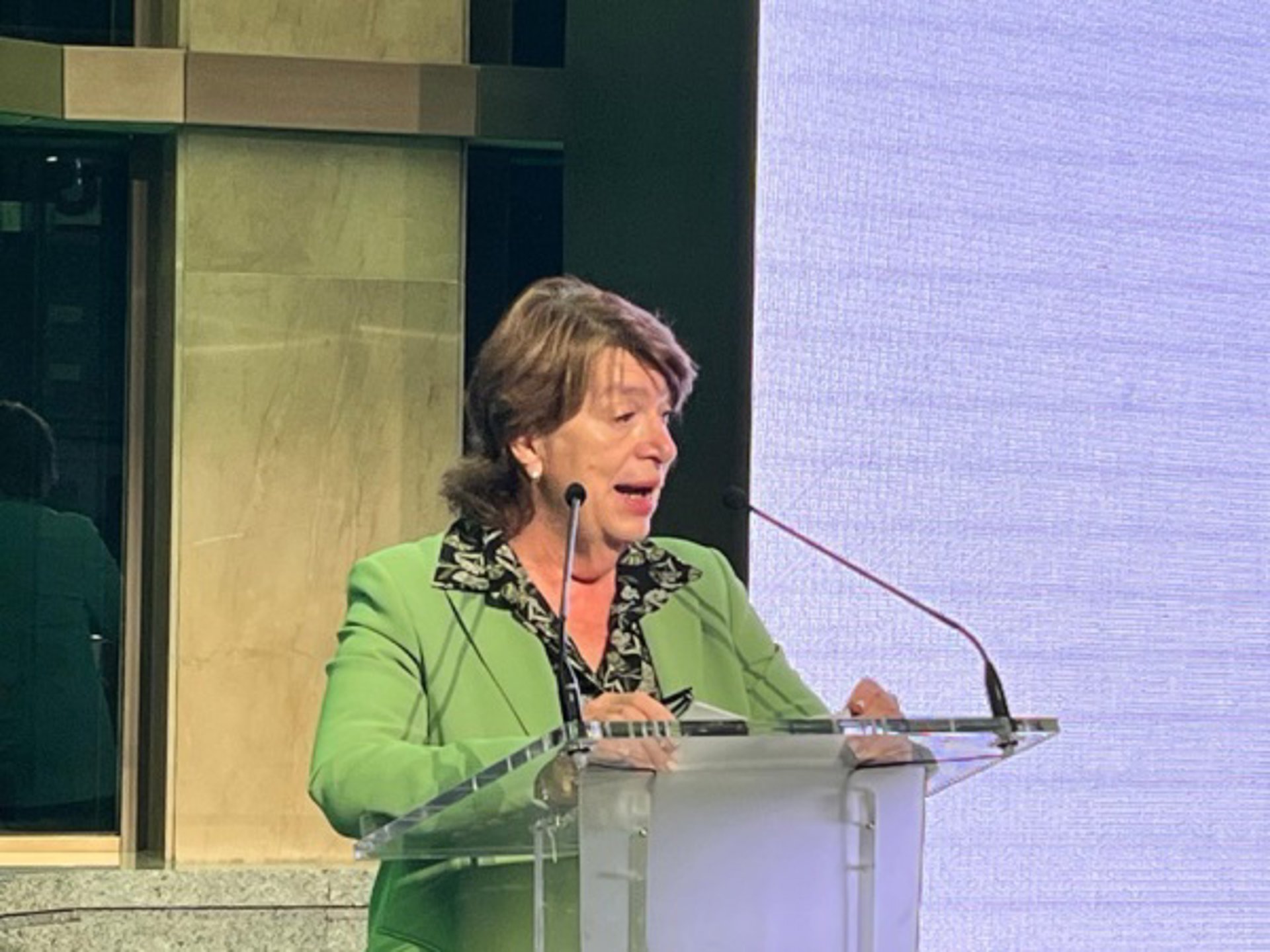 Banco de España velará por la prudencia de la banca en la concesión de créditos a renovables y digitalización