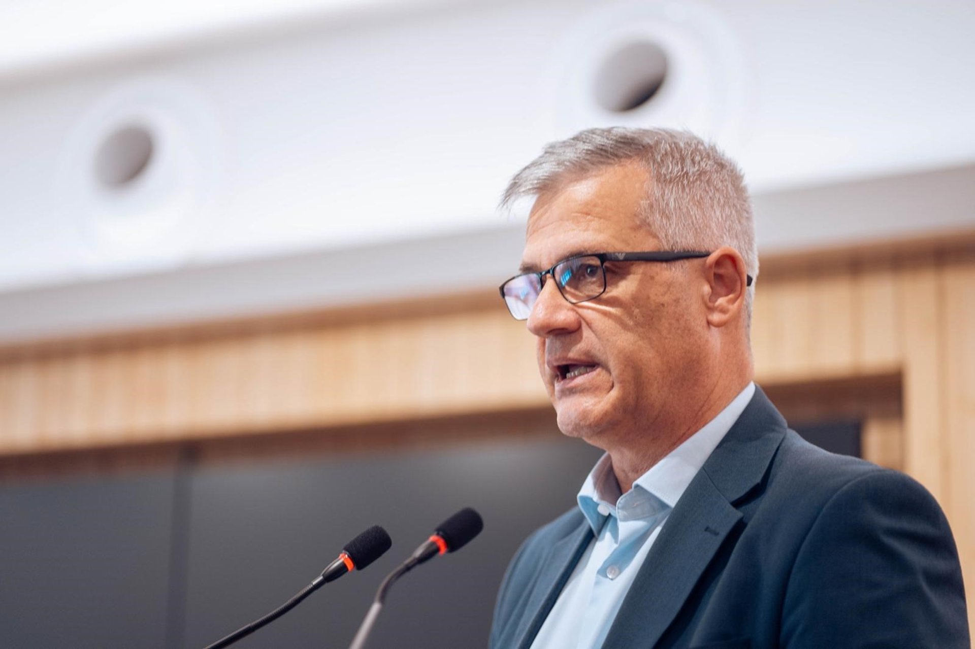 El Gobierno pide aprobar un Plan Europeo de Vivienda Asequible «ambicioso» y con «fondos propios»