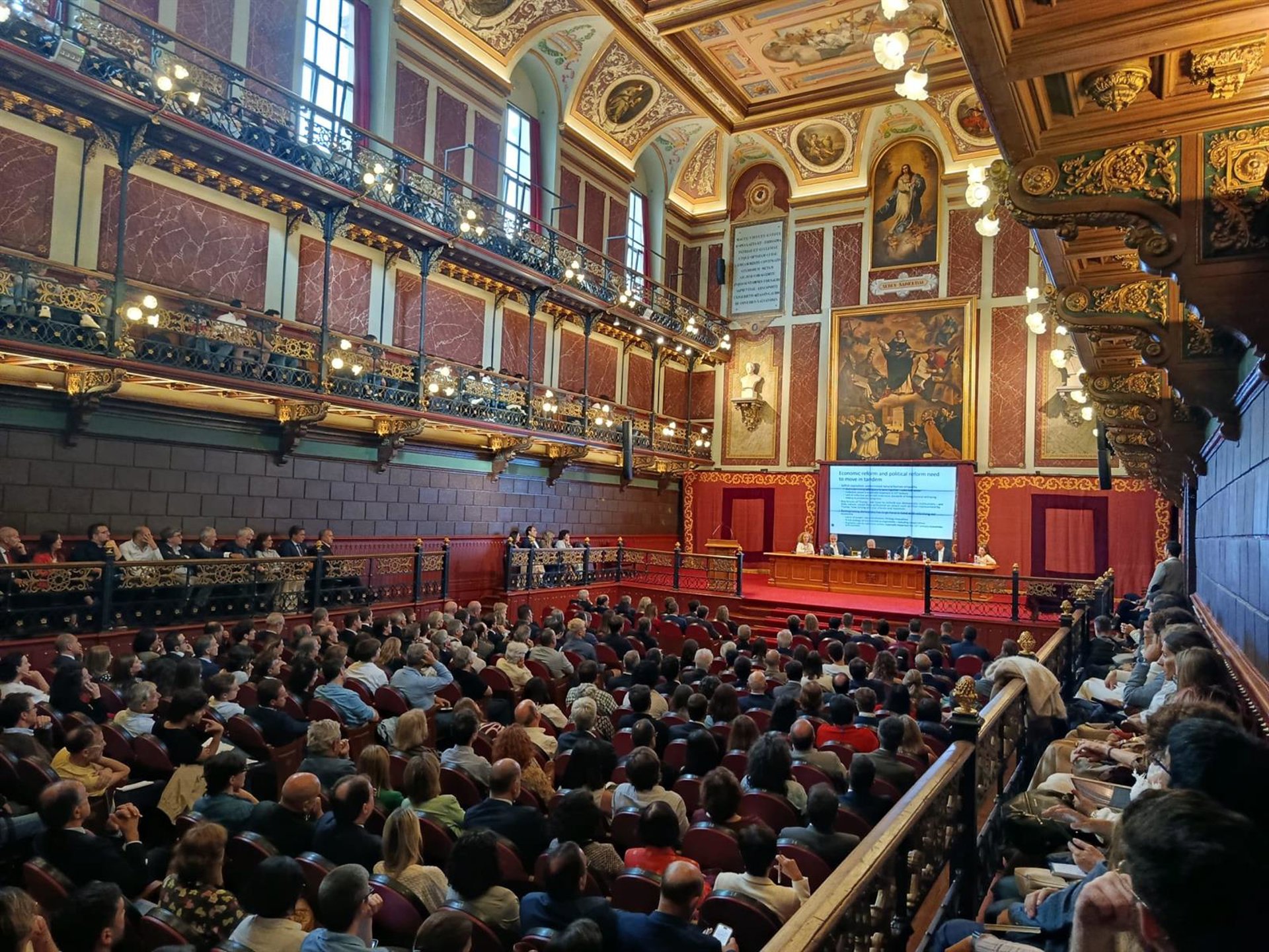 El Nobel Joseph Stiglitz pide «repensar economía e instituciones democráticas» recuperado la «solidaridad»