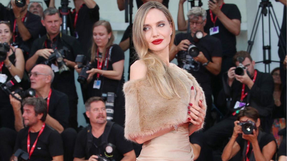 Angelina Jolie debuta en el Festival de San Sebastián con la película ‘Couture’