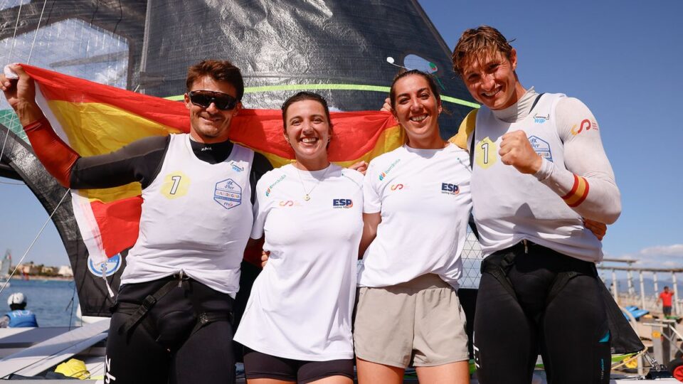 Histórico doble oro mundial para España en 49er y FX