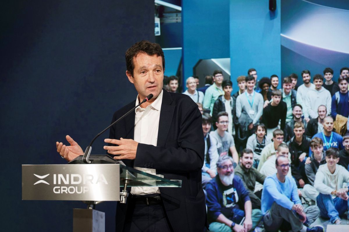 Ángel Escribano, presidente de Indra Group: “La FP y el talento técnico son clave para liderar la reindustrialización de España”