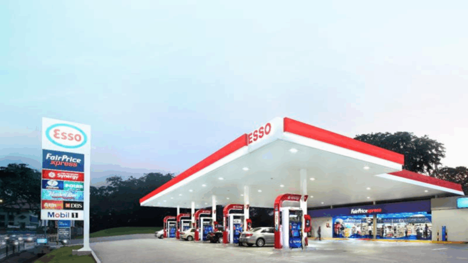 Chandra Asri, del multimillonario Prajogo Pangestu, comprará las estaciones de servicio de ExxonMobil en Singapur