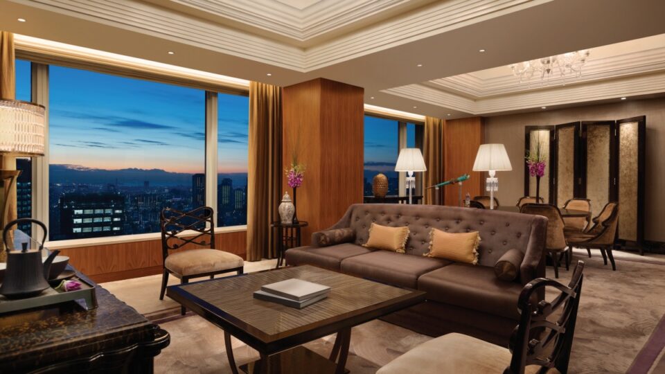 Shangri-La Tokyo: un lujoso y discreto refugio de serenidad en el corazón de la capital japonesa