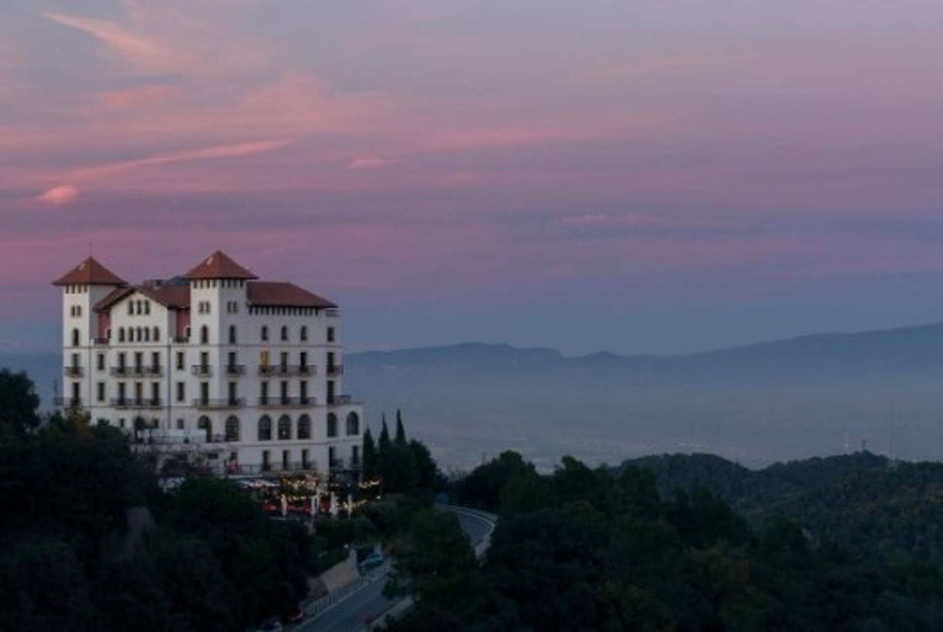 Atom Hoteles gana un 39% más en el primer semestre, hasta los 43,2 millones