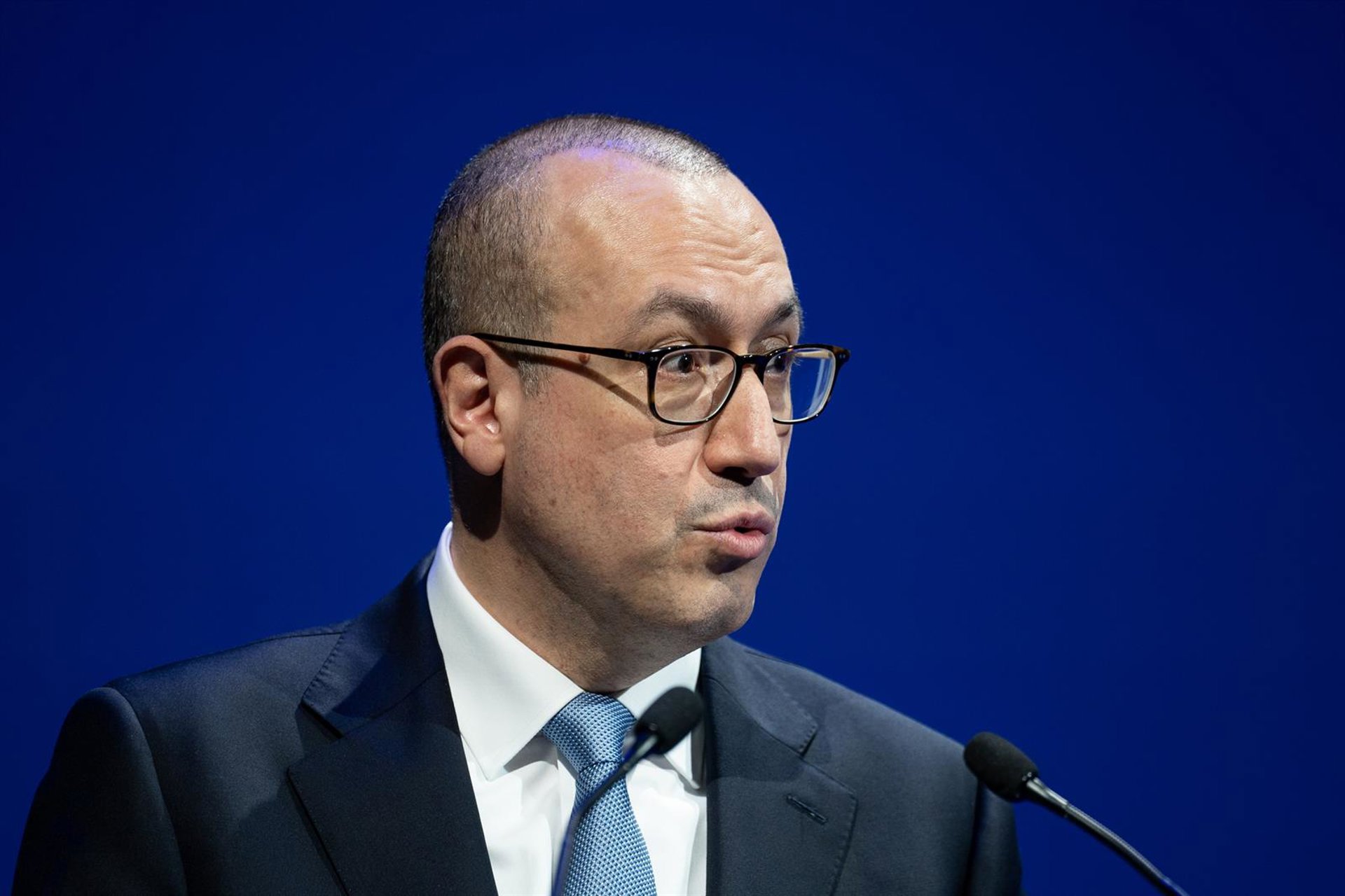 El CEO de BBVA asegura que todos los inversores institucionales irán a la OPA por Sabadell