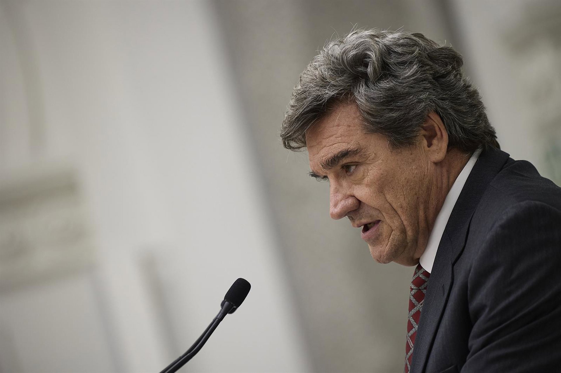 Banco de España pide poder hacer ‘mystery shoppings’ en los bancos para detectar malas prácticas