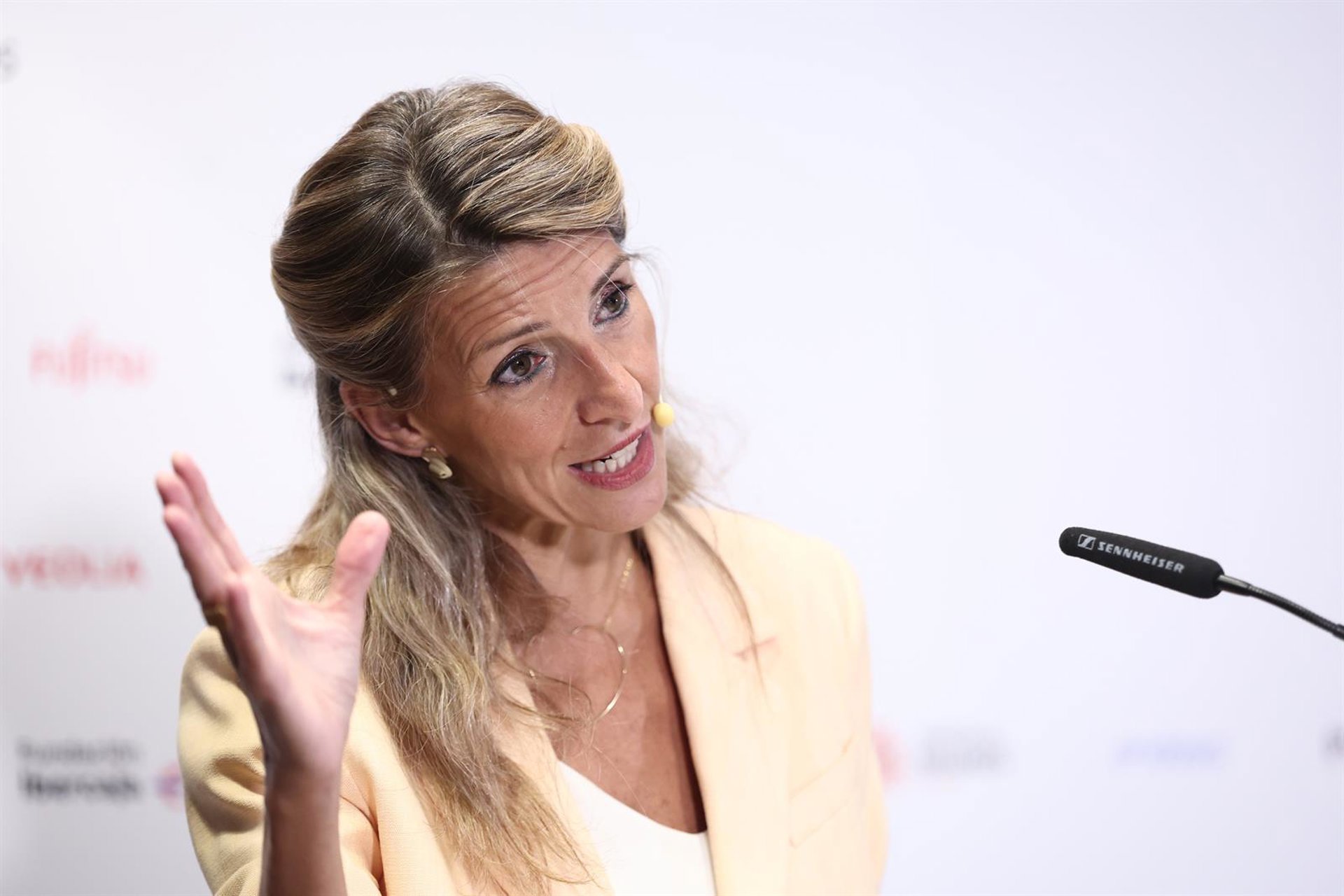 Díaz descarta que pueda haber supuestos en los que el permiso por fallecimiento no aumente hasta 10 días