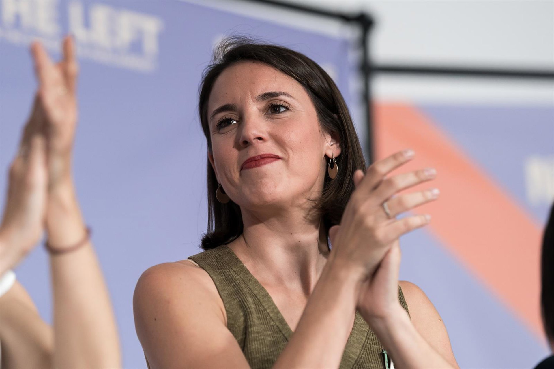 Irene Montero celebra el fracaso de la OPA de BBVA: «Estamos en contra de la concentración bancaria»
