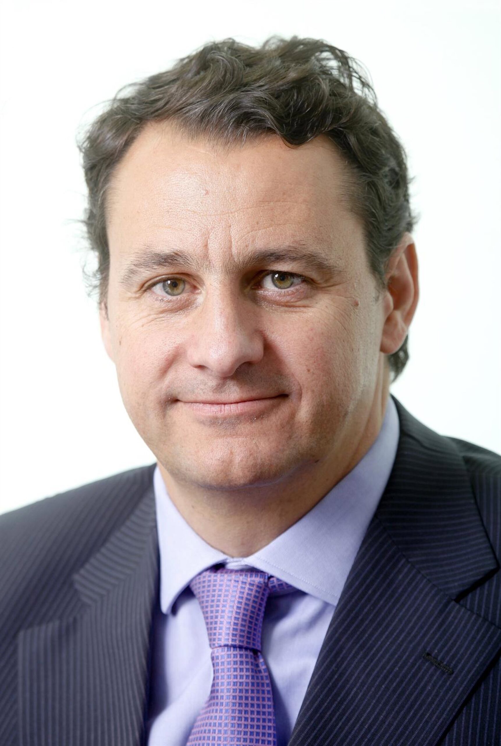 Las renovables creen que la extensión de Almaraz no debe «distraer» del fin de un sistema 100% renovable