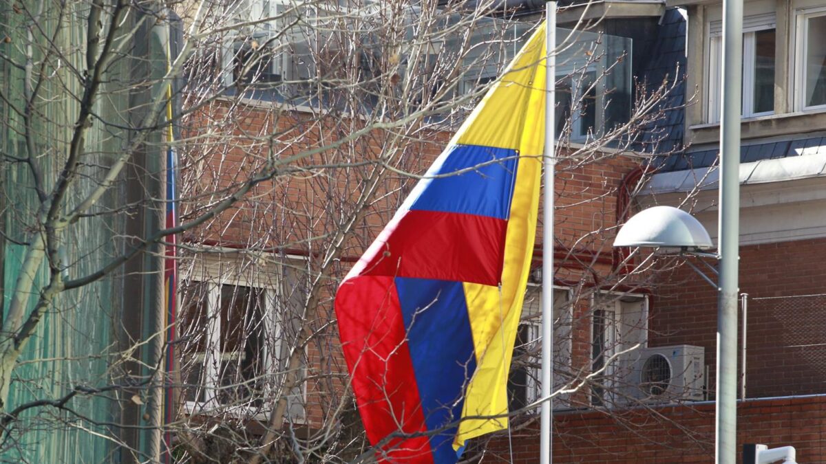 El Banco Central de Colombia mantiene inalterada la tasa de los tipos ...