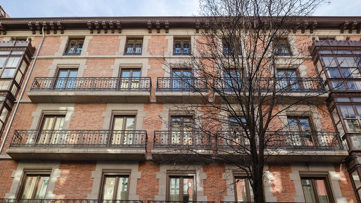 La socimi All Iron dispara un 47% su beneficio operativo hasta junio tras ingresar un 31% más