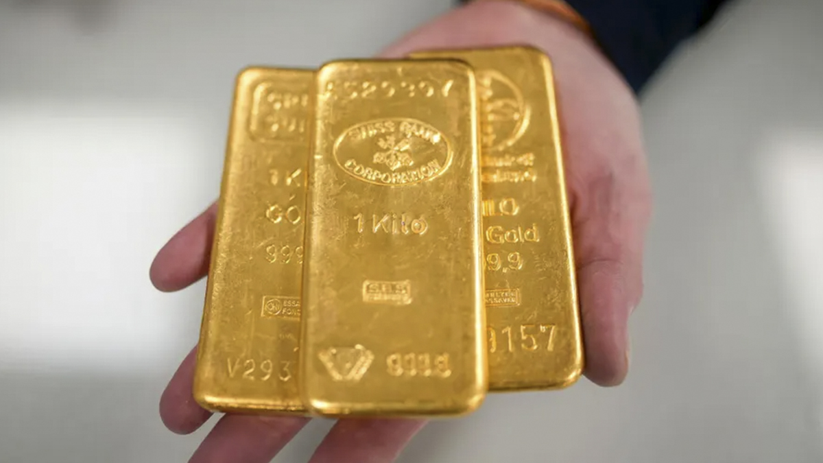 Por qué el precio del oro ha subido un 49% en 2025