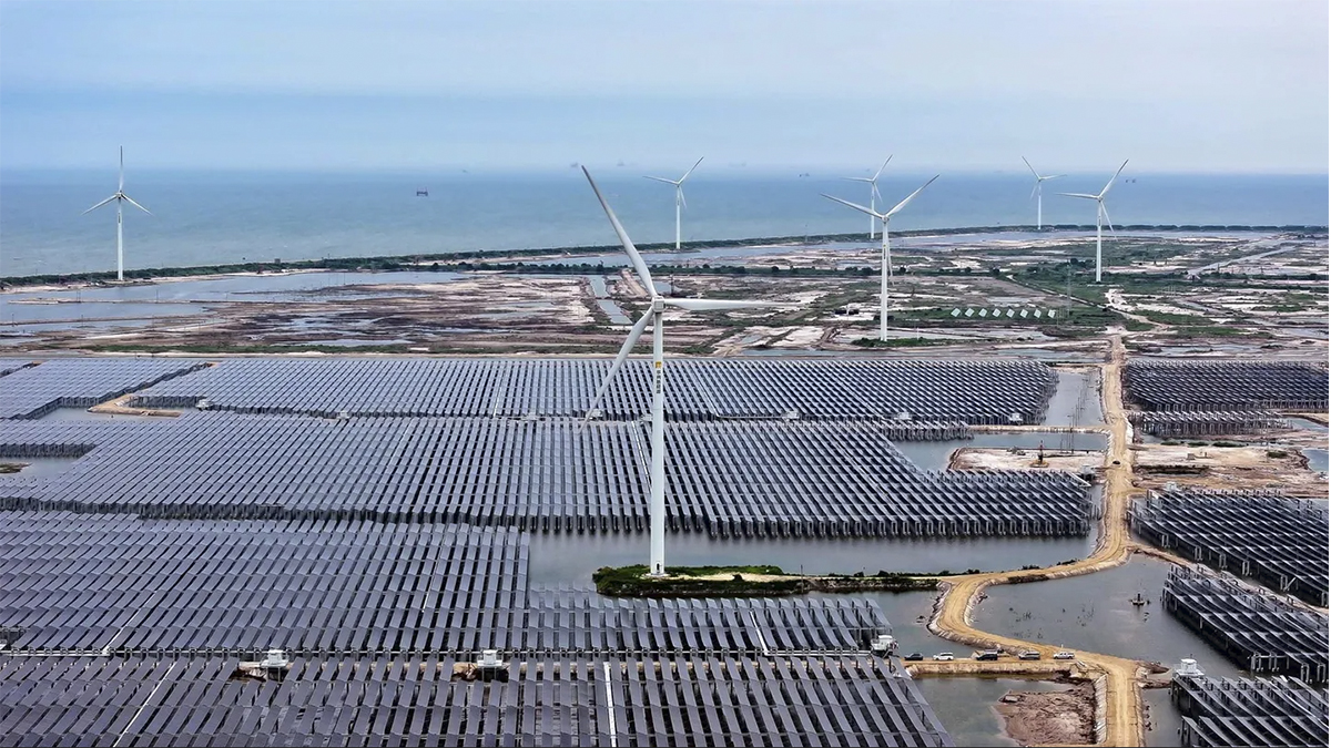 Las exportaciones de tecnología limpia de China superan a las del petróleo y el gas de EE UU