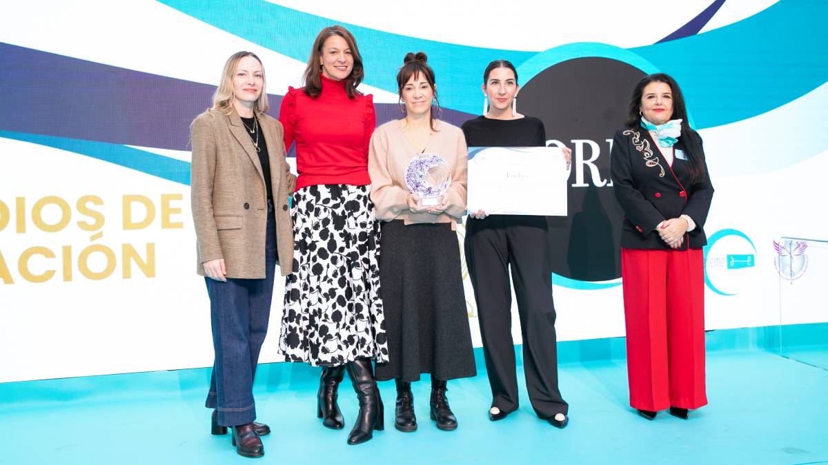 ¡Nos han dado un premio!