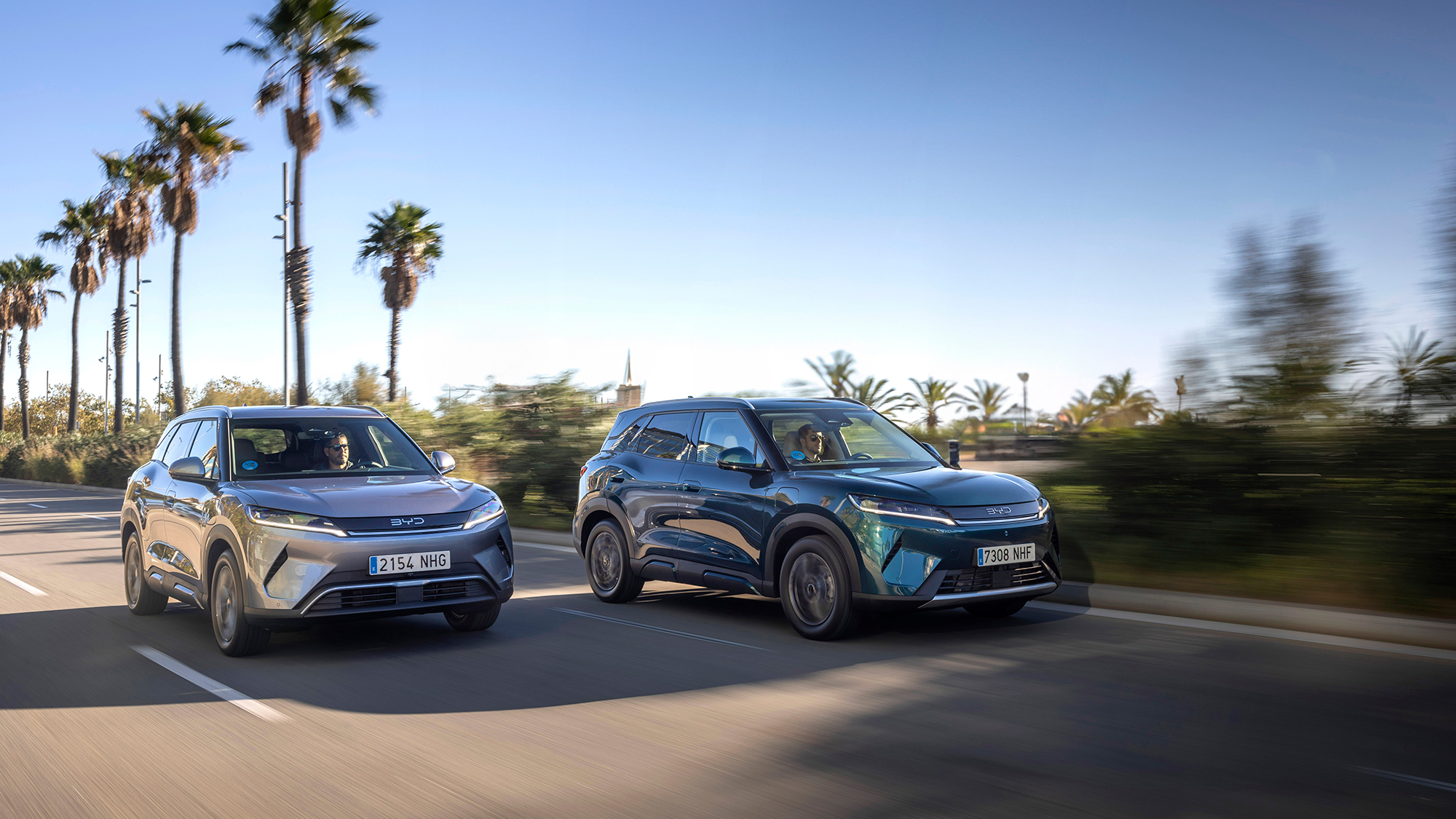 El Atto 2 de BYD mejora su autonomía eléctrica y lanza una versión híbrida enchufable