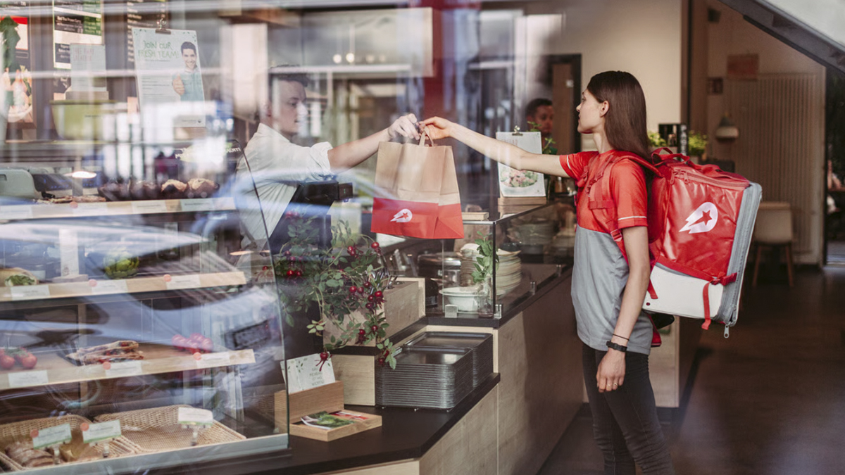 Delivery Hero, dueña de Glovo, factura 3.736,1 millones en el tercer trimestre, un 15,5% más