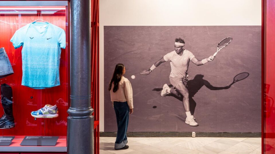 Una exposición de Nike con más de 175 zapatillas llega a Madrid