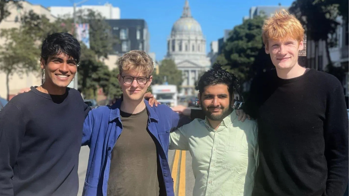 Los cuatro cofundadores de Cursor, la popular herramienta de programación con IA, son ahora multimillonarios