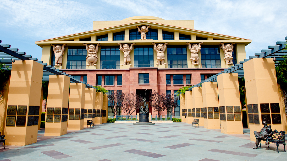 Disney más que duplica beneficios durante su año fiscal tras ganar 10.665 millones y anuncia dos dividendos